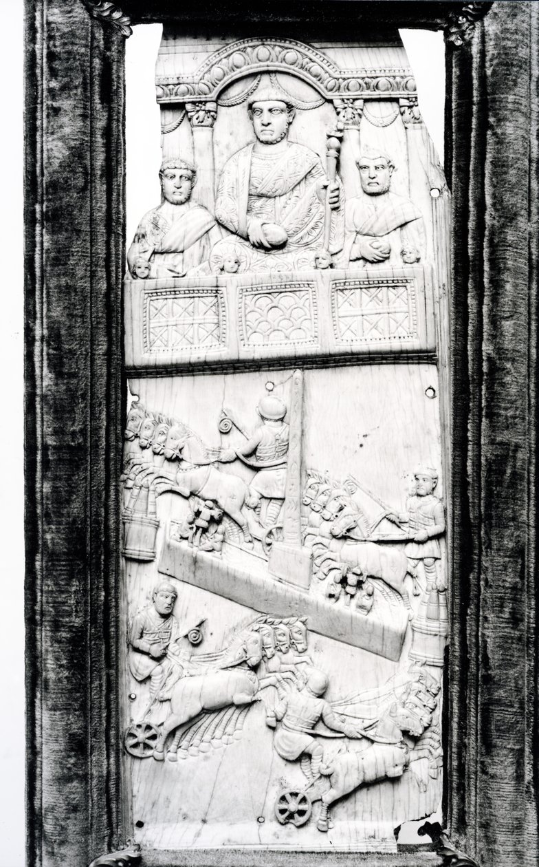 Blad från Lampadii-diptyk, ca 355 e.Kr. av Roman