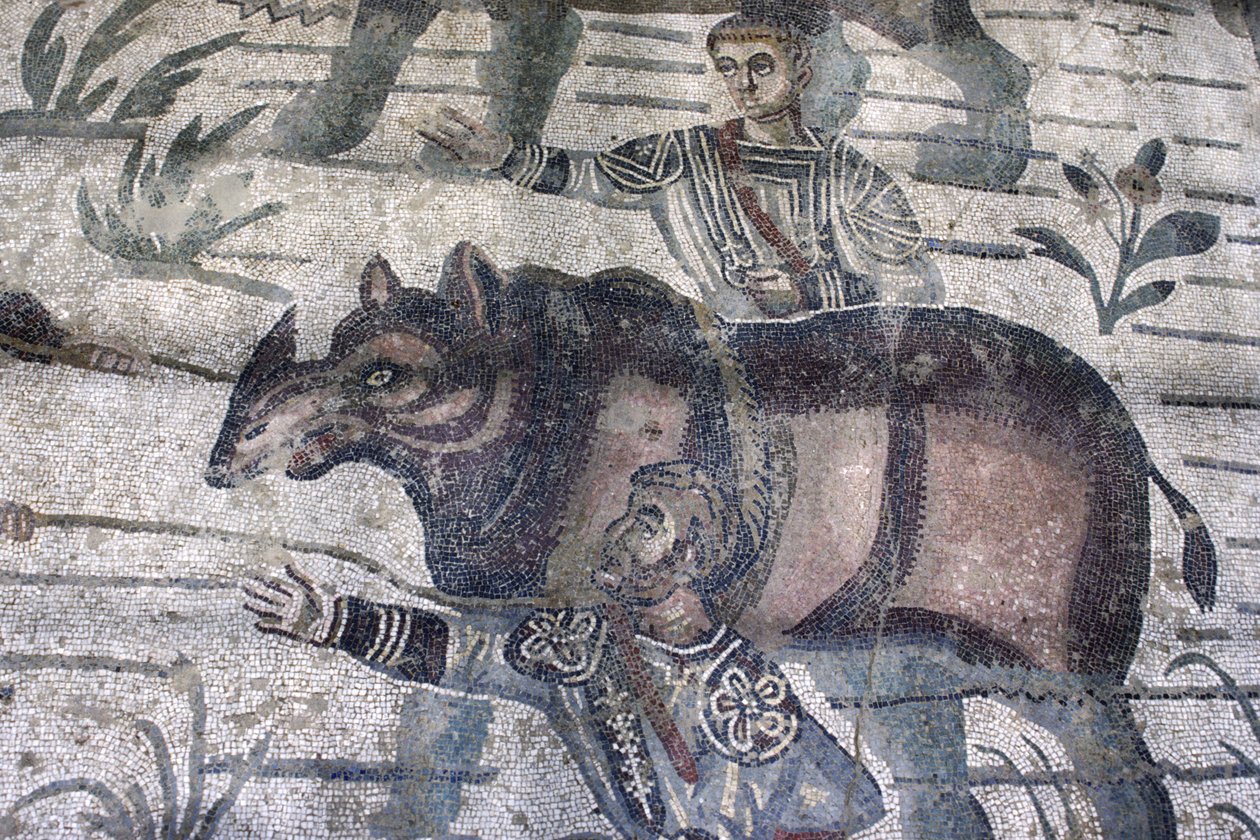 Män som driver en noshörning (mosaik) (detalj) av Roman