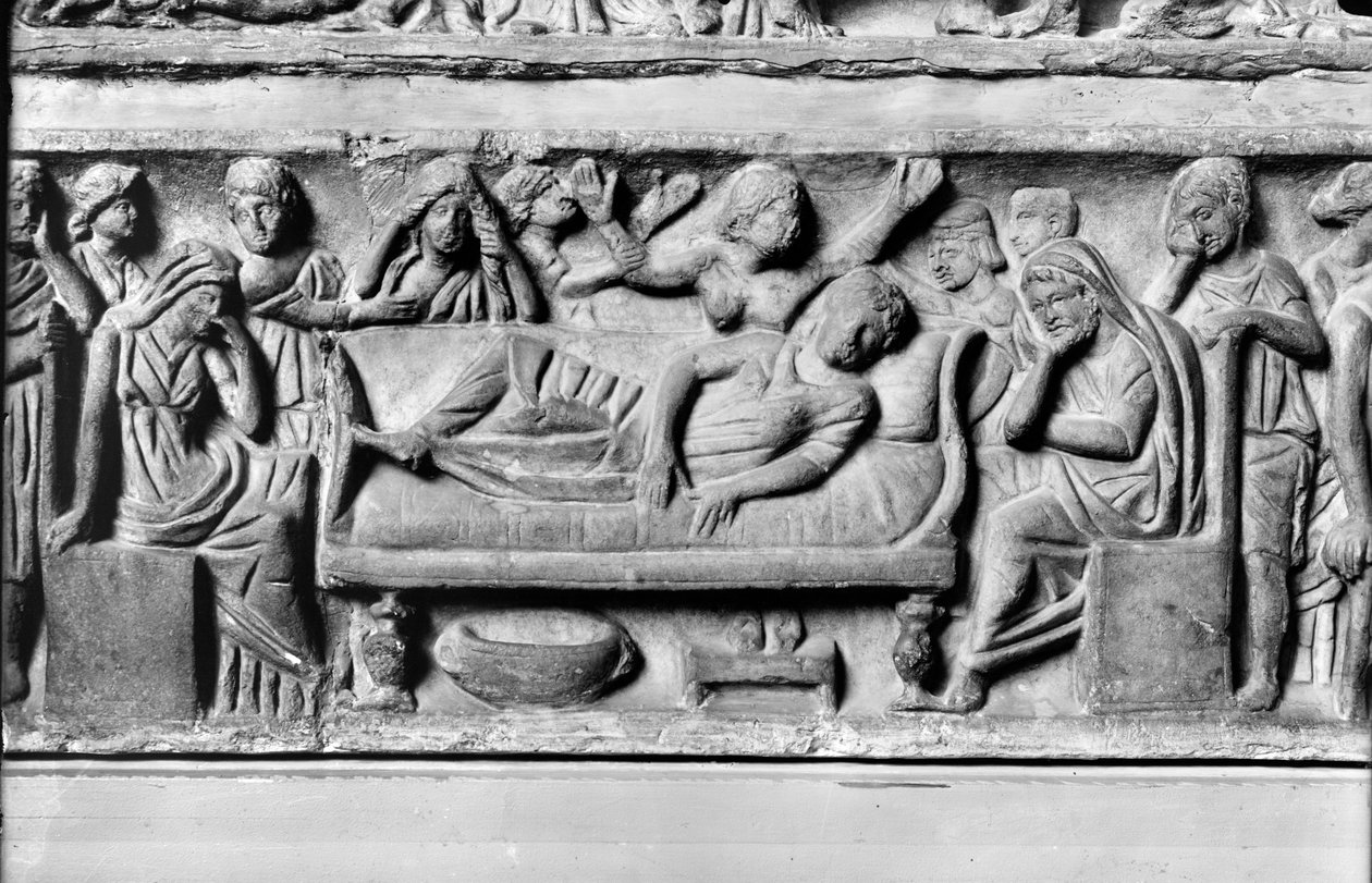 Relief som visar den avlidne omgiven av föräldrar och vänner, detalj från konklamationens sarkofag av Roman