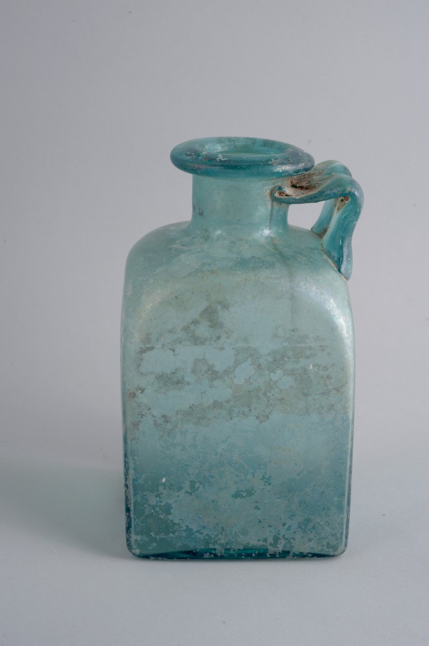 Fyrkantig flaska (glas) av Roman