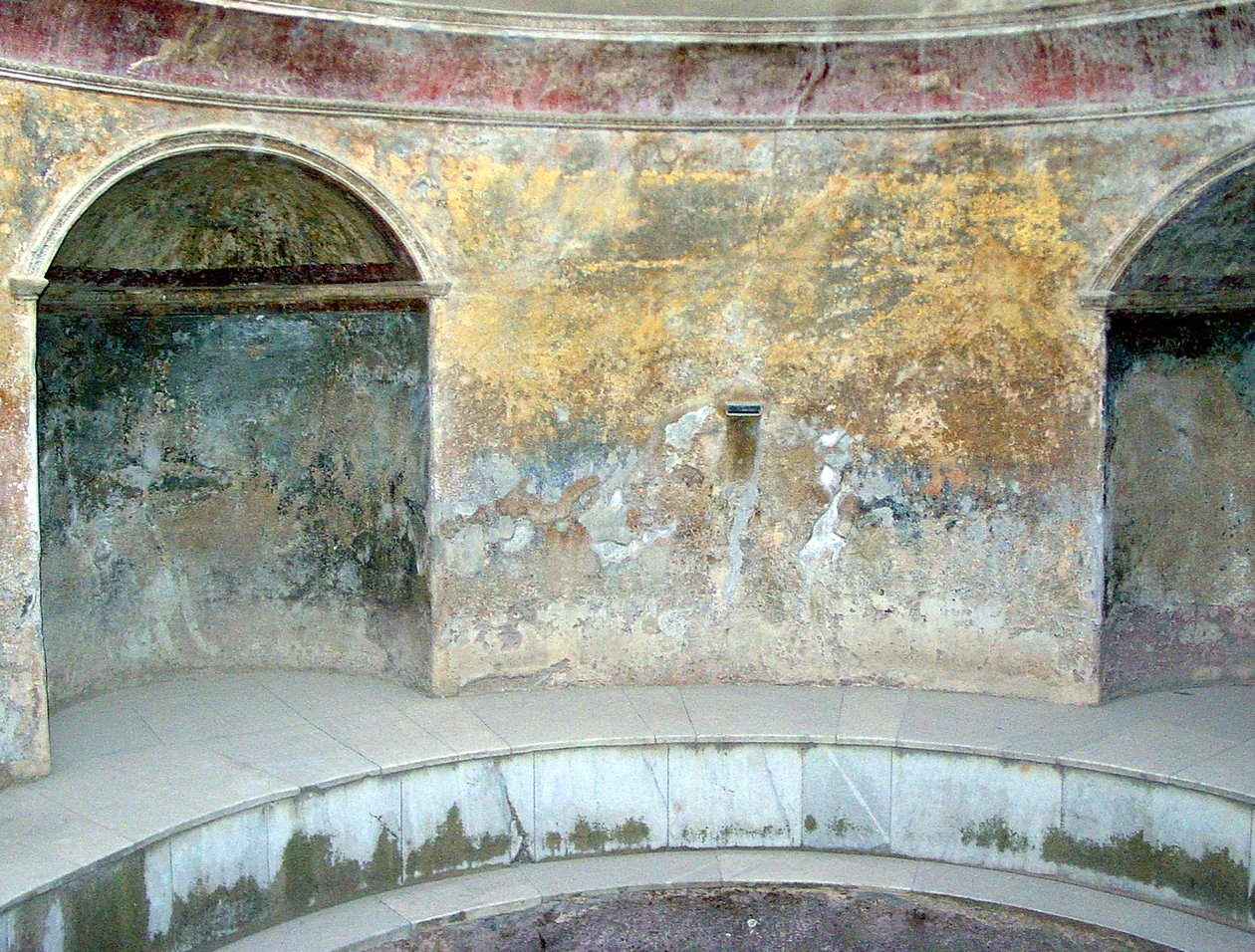 Frigidarium i Forum thermae av Roman