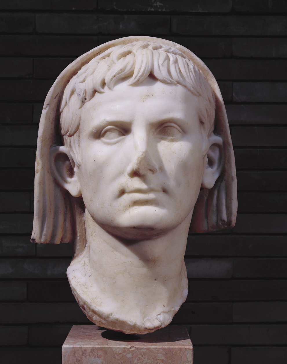 Kejsar Augustus beslöjade huvud (marmor) av Roman