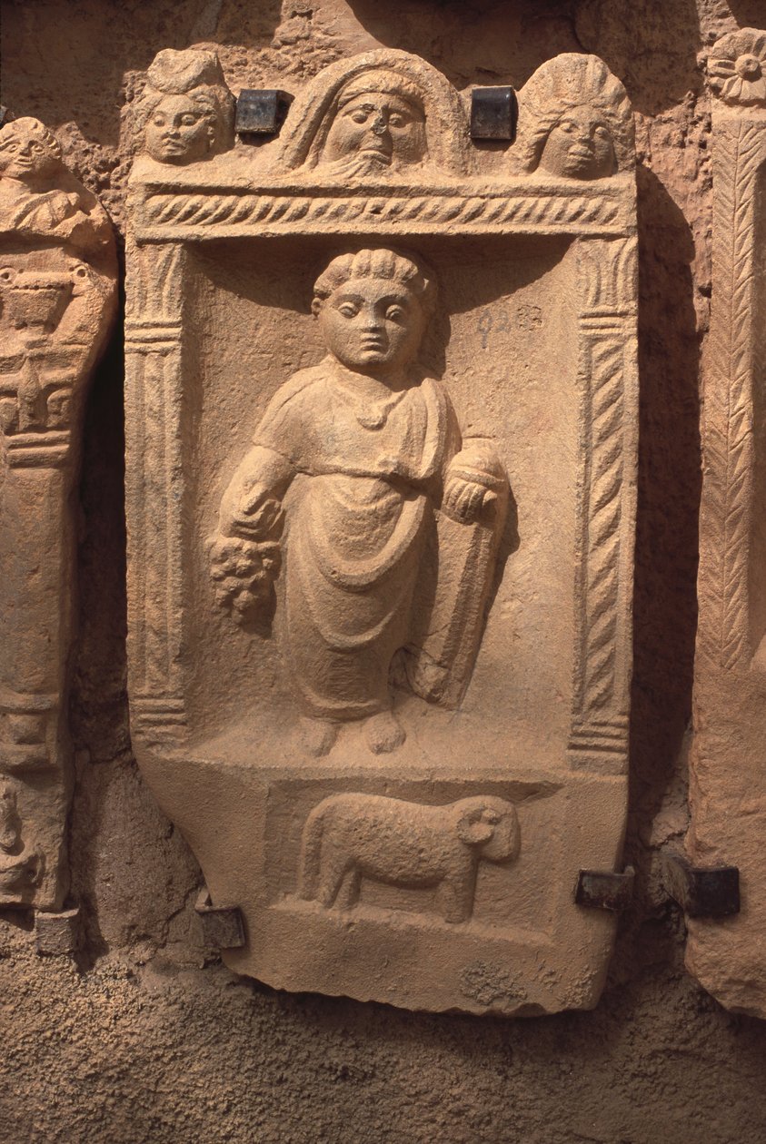Stela med en människofigur av Roman Imperial Period