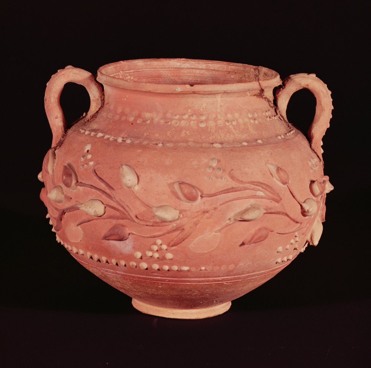 Skål, med slipdekoration, hittad i Coptos, Upper Egypt (rosa lera) av Roman Period Egyptian