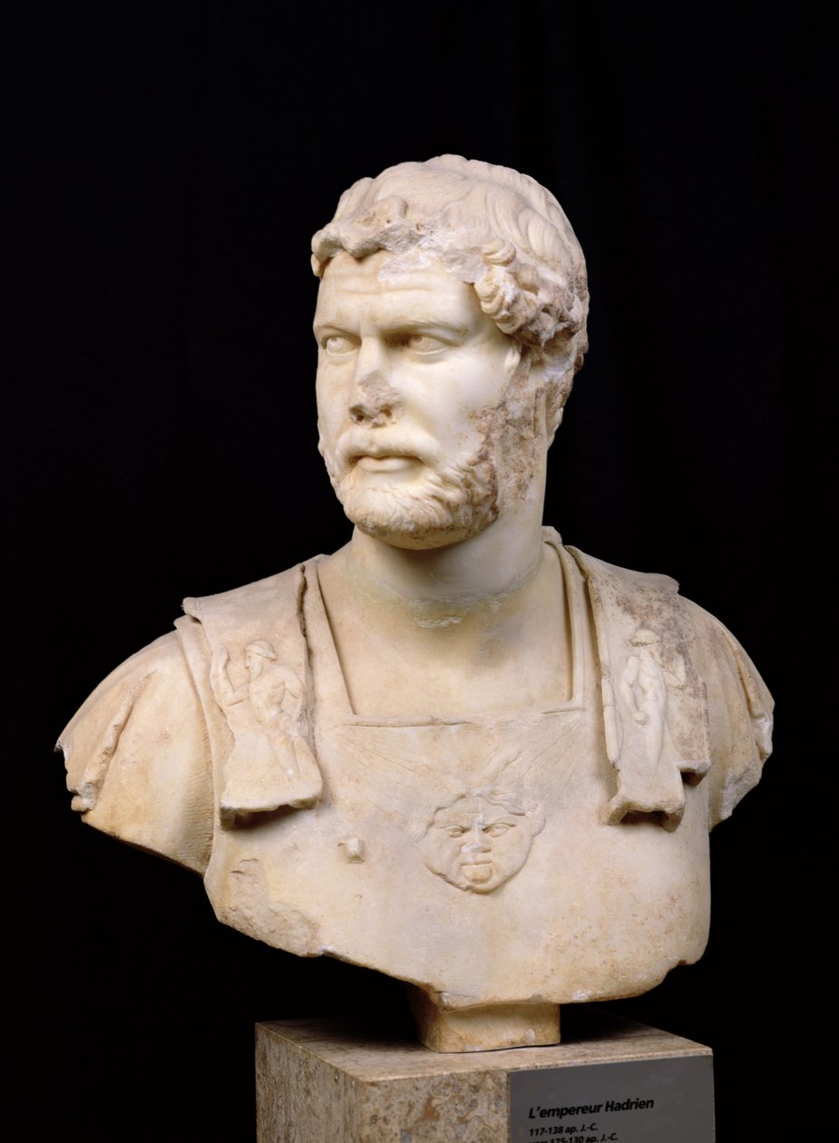 Byst av kejsar Hadrianus (76-138) hittad på Kreta (marmor) av Roman