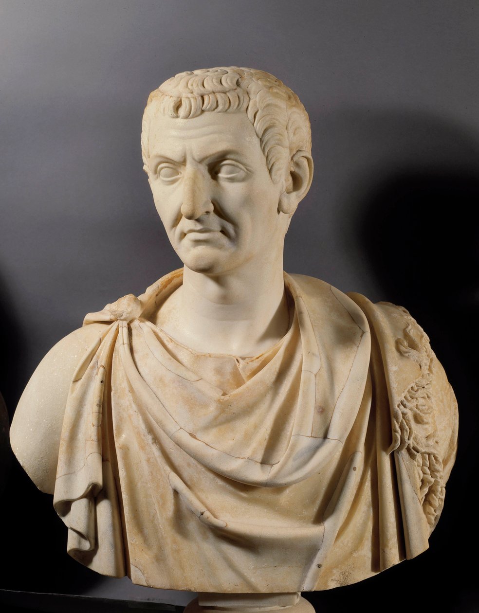 Byst av kejsar Nerva (Marcus Cocceius Nerva) (26-98 e.Kr.), Paris, Louvren av Roman