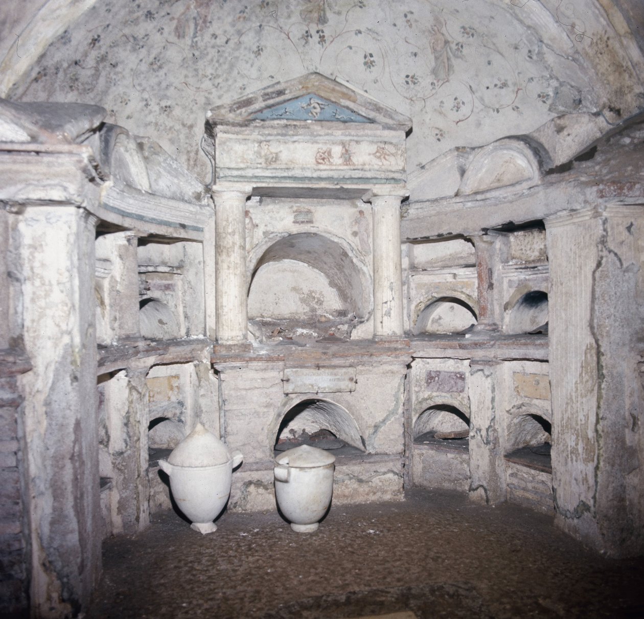 Columbarium - Pomponius Hylax grav av Roman