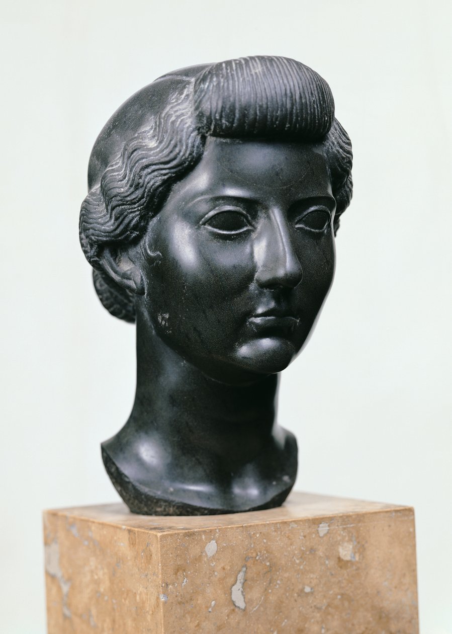 Chef för Livia (ca 55 f.Kr.-29 e.Kr.) (basalt) av Roman