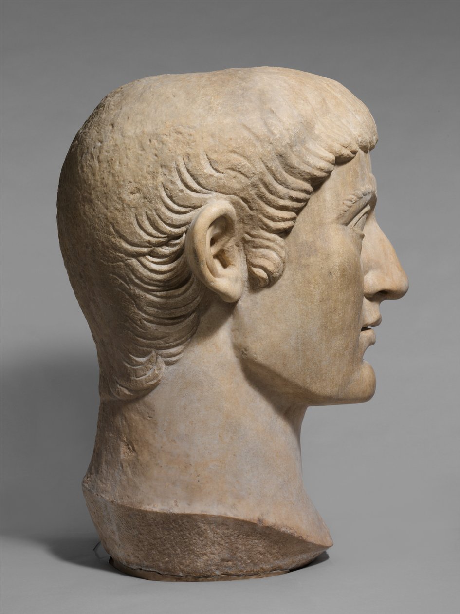 Marmorporträtt av kejsar Konstantin I, ca. 325–370 AD (marmor) av Roman