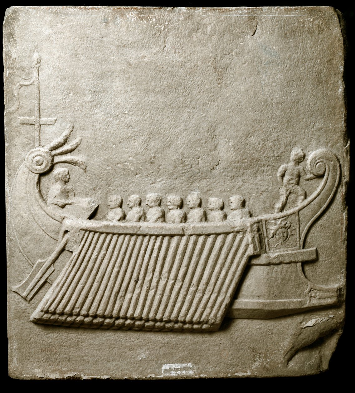 Romersk konst: Romersk trirem - Fragment av marmorfris från Pozzuoli (Pozzuoli) av Roman