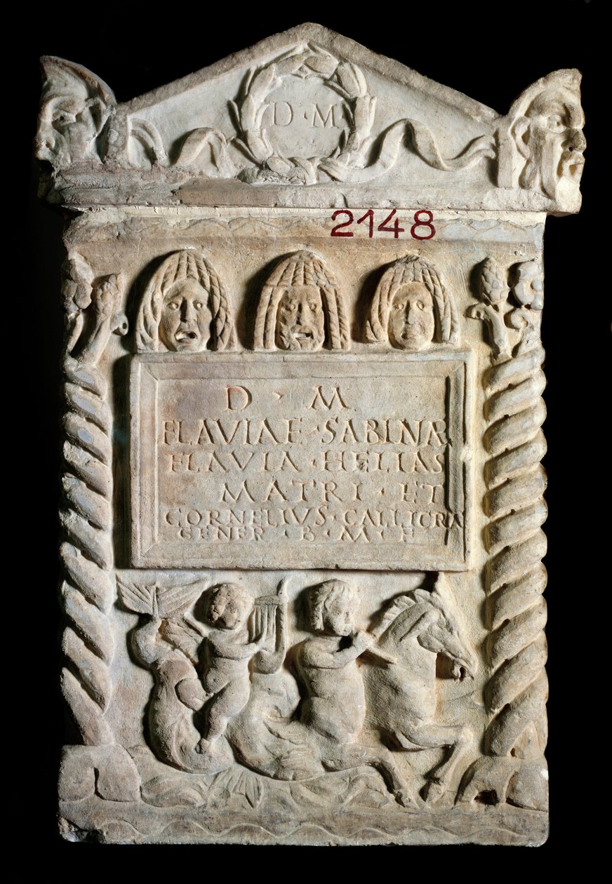 Romersk konst: cinerary urna i Paris marmor av Flavia Sabina, erbjuds av hennes dotter och svärson. 2:a århundradet efter JC. från Rom. Louvren av Roman