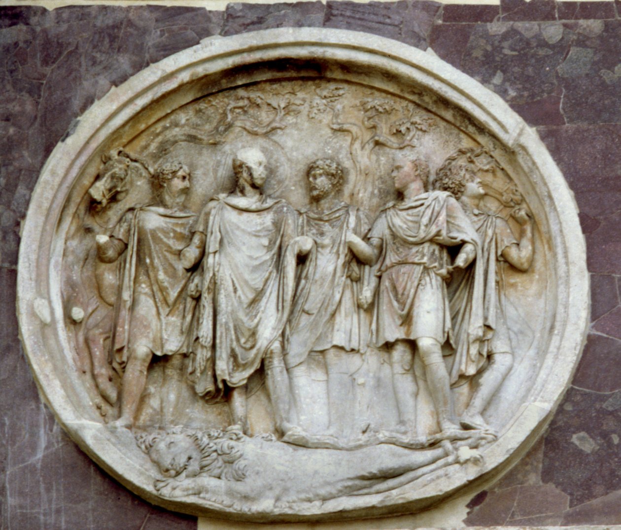 Roundel föreställande Hadrianus, från Konstantins båge (marmor) av Roman