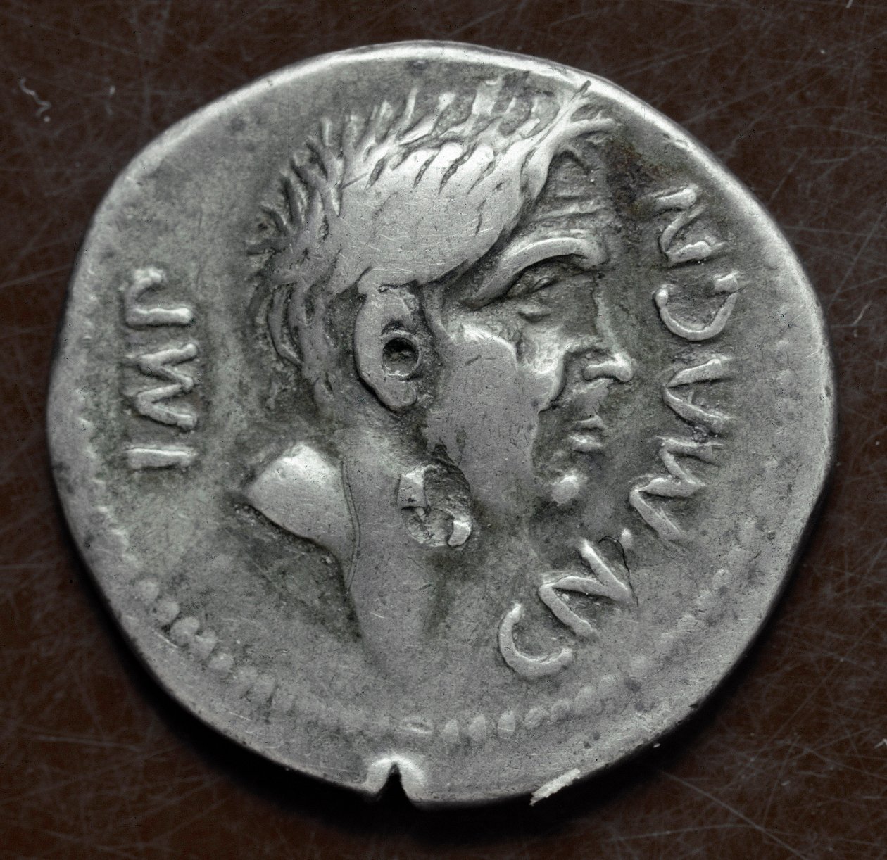 Silvermynt med bilden av Pompee den store (Gneo Pompeo den store eller Gnaeus Pompeius Magnus av Roman