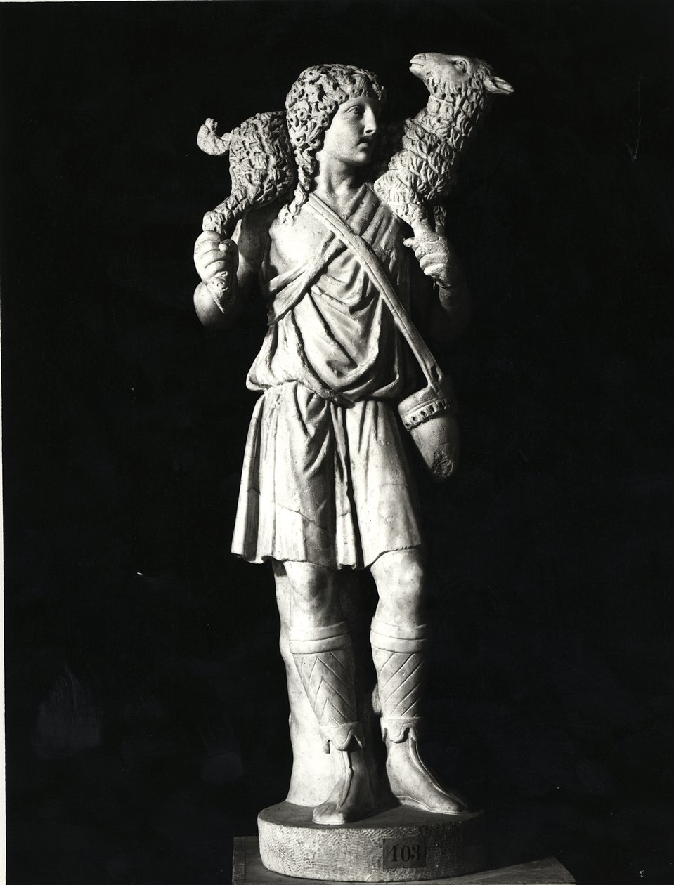 Den gode herden, tidig kristen period (marmor) (s/v foto) av Roman
