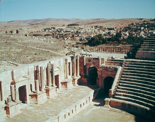 Utsikt över Södra teatern, byggd c.90 e.Kr av Roman
