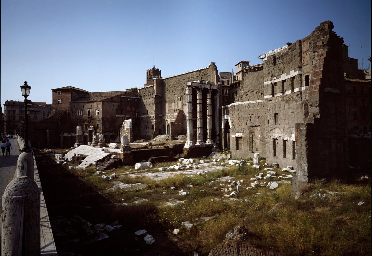 Utsikt över Augustus forum (fotografi) av Roman