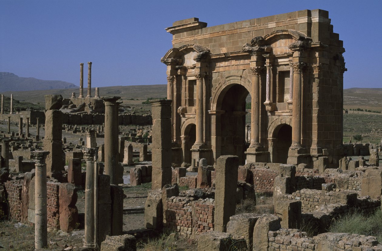 Trajanus båge och Capitoline-templet (52-117 e.Kr.), ca 100 e.Kr., Högkejsarperioden (27 f.Kr.-395 e.Kr.) av Roman Imperial Period