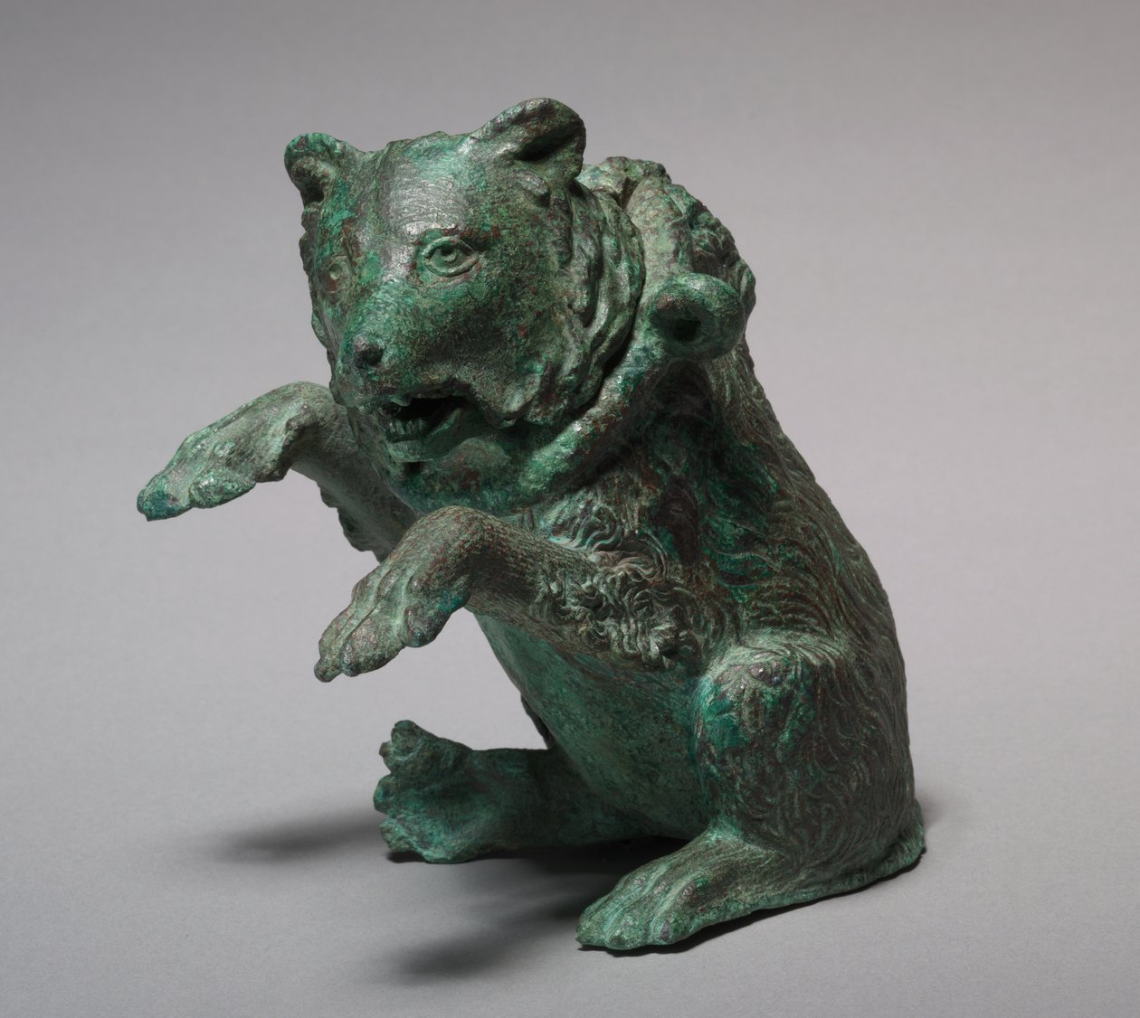 Oljeampula i form av en dansande björn, 200-tal av Roman Imperial Period