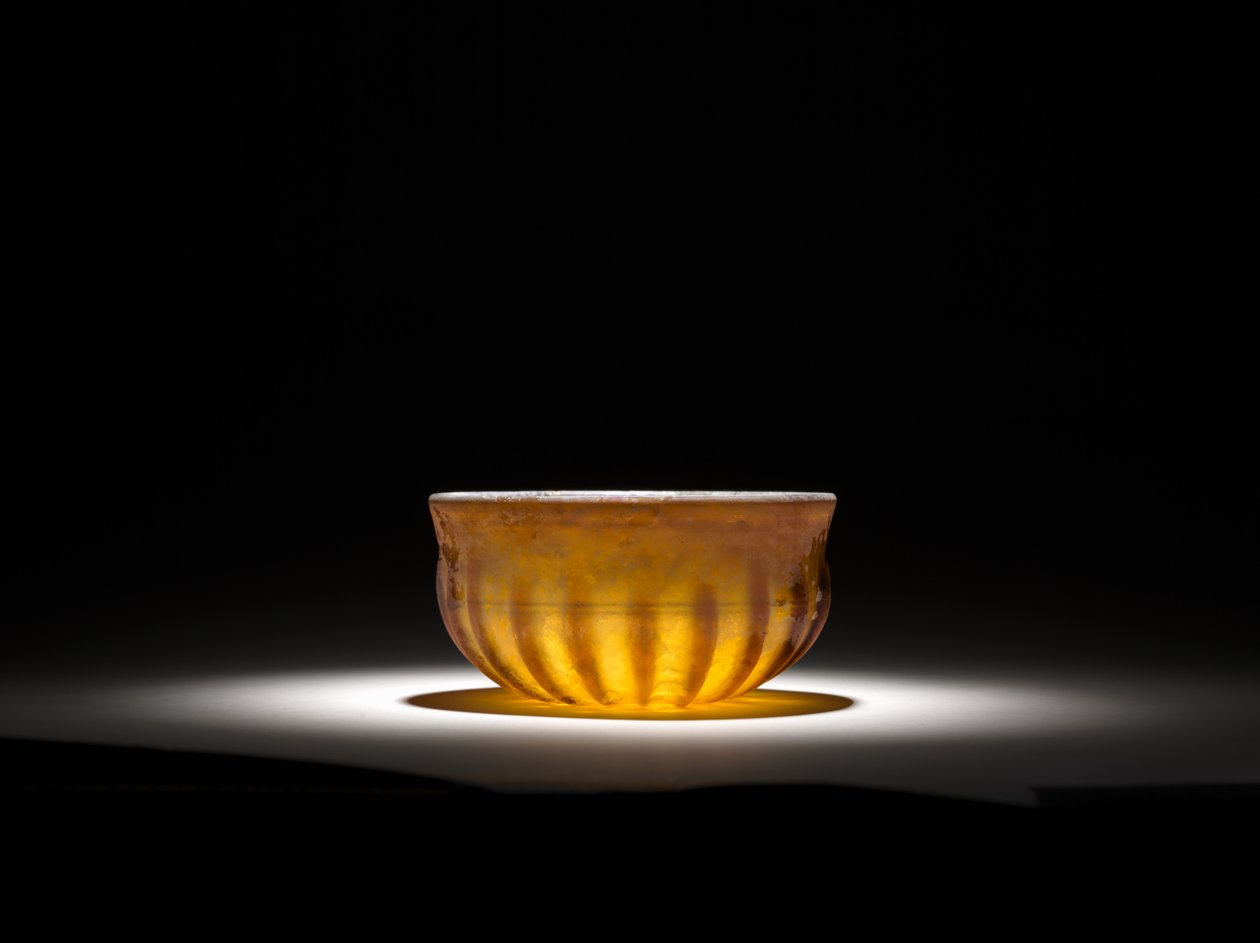 Ribbad glasskål, 1:a århundradet av Roman Imperial Period