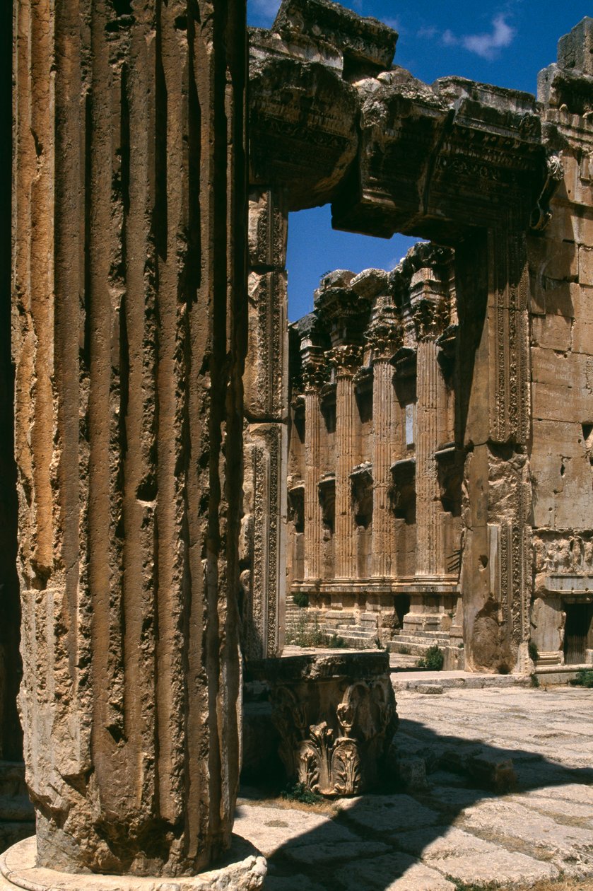Bacchus tempel, detalj, höga kejsarperioden (27 f.Kr.-395 e.Kr.) av Roman Imperial Period