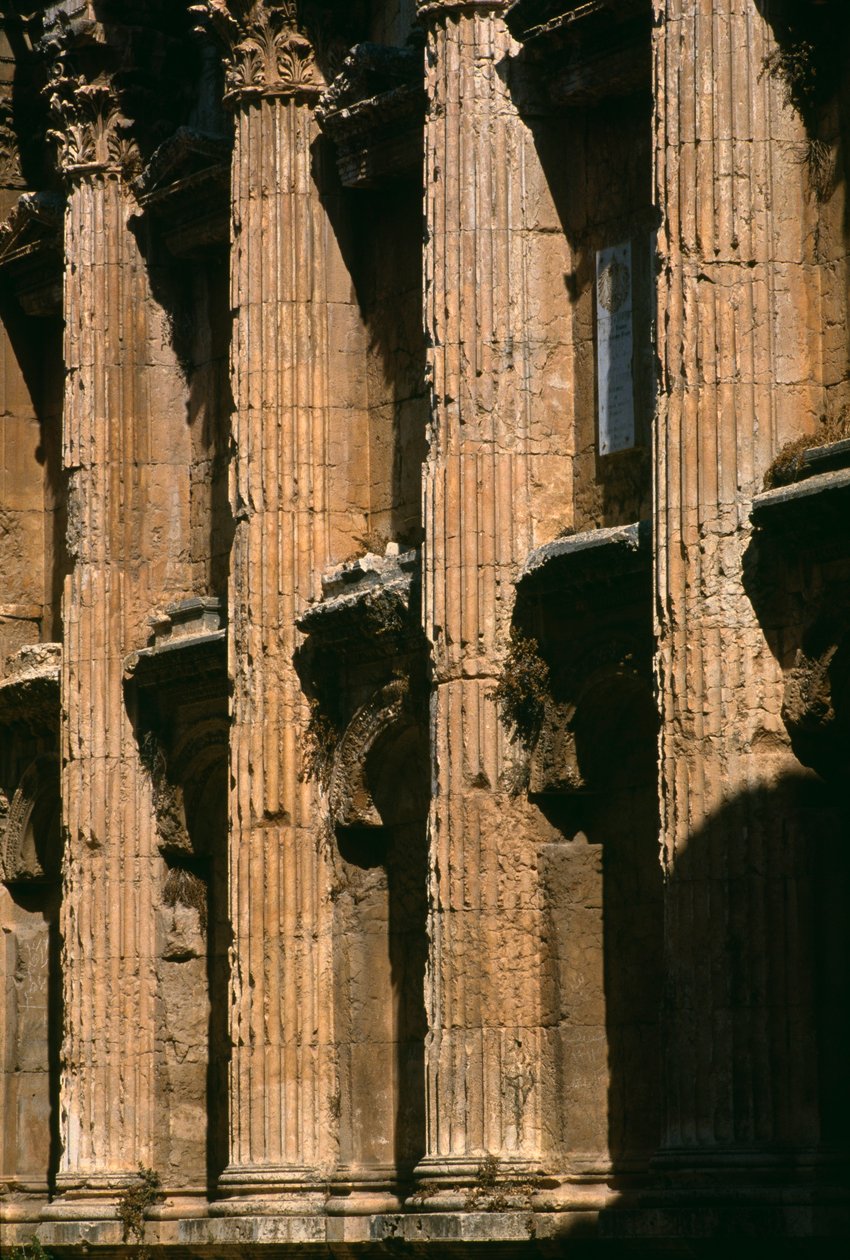 Bacchus tempel, detalj, höga kejsarperioden (27 f.Kr.-395 e.Kr.) av Roman Imperial Period