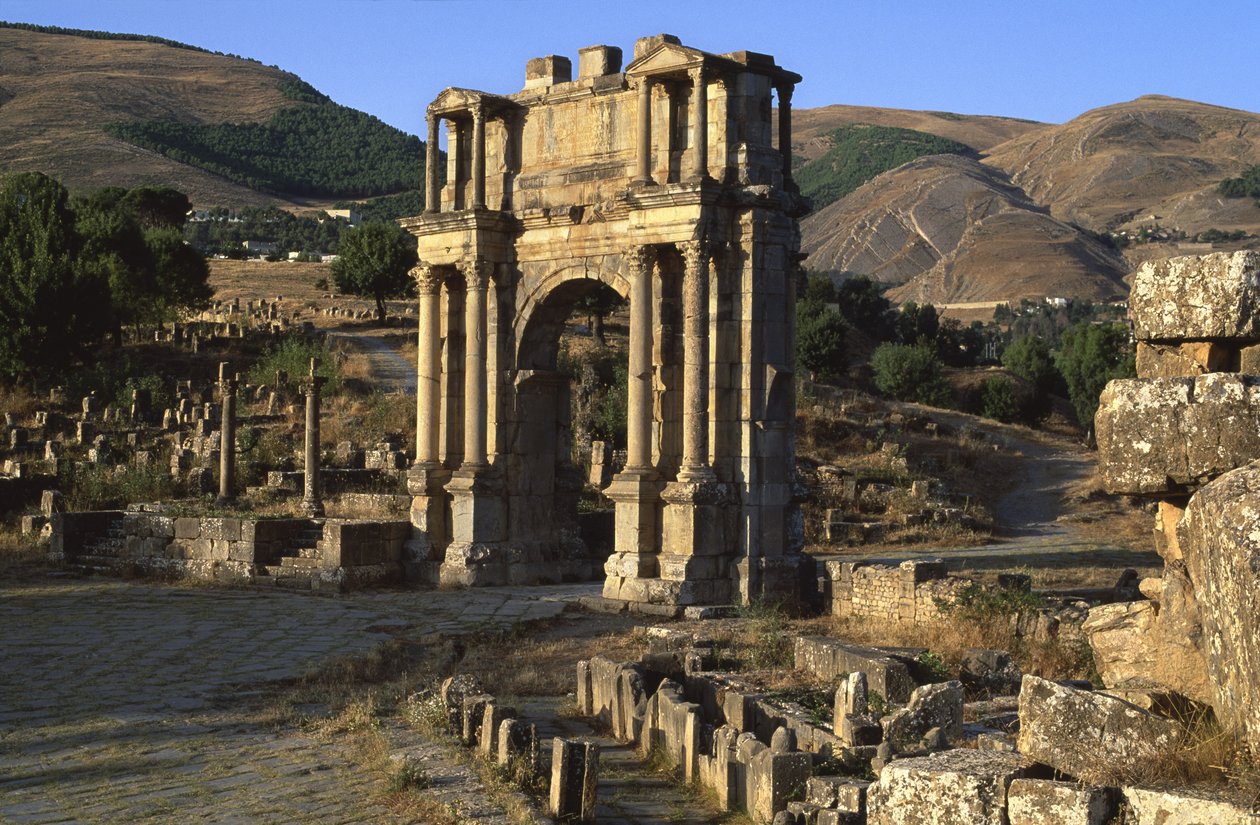 Triumfbåge byggd för att hedra kejsar Caracalla, höga kejsarperioden (27 f.Kr.-395 e.Kr.) av Roman Imperial Period