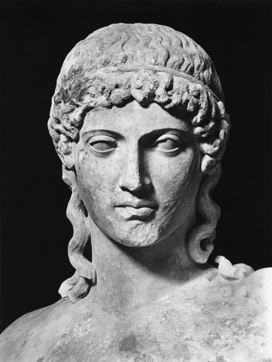 Apollo (marmor) (s/v foto) (detalj) av Roman Roman