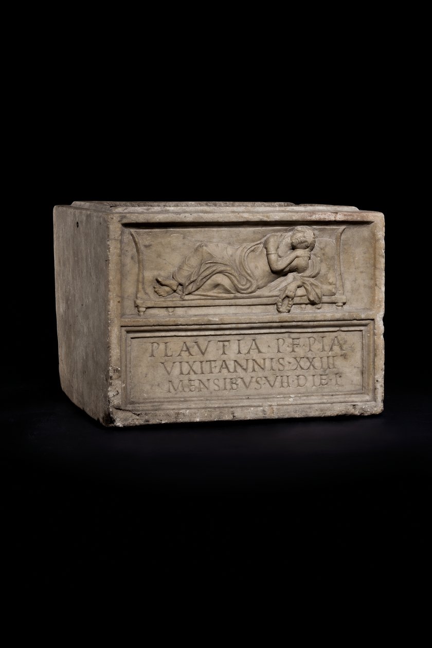 Cinerary urna, ca sent 1:a-tidigt 2:a århundradet e.Kr. (marmor) av Roman Roman