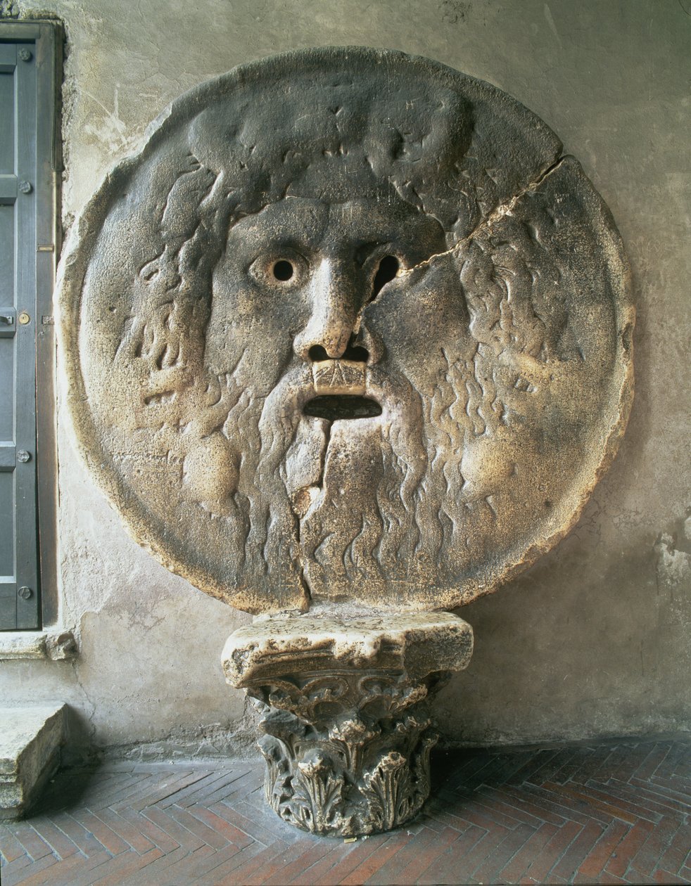 La Bocca di Verita (Sanningens mun) (foto) av Roman Roman