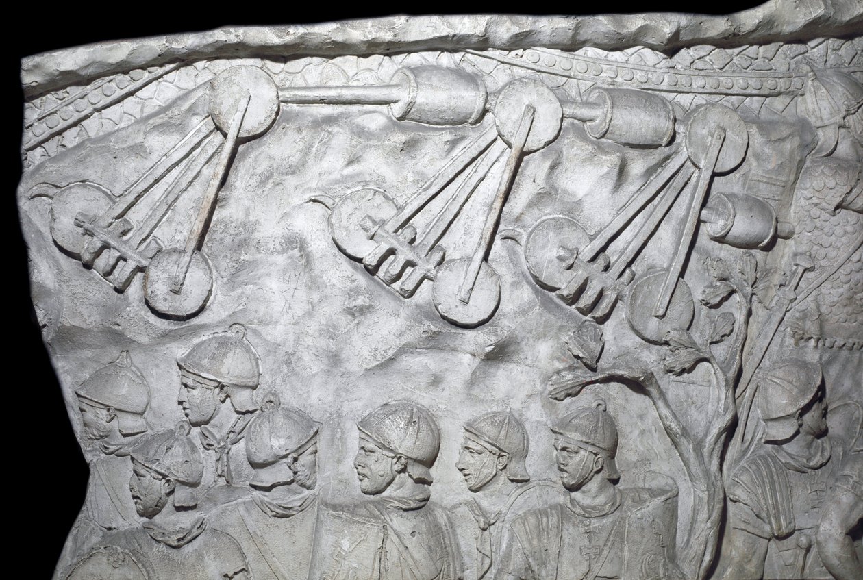 Romersk konst: "" Krigsmaskiner under andra kriget"" Form från 1862 som återger basrelieferna av Trajanus kolumn (kolonn Trajanus) (Colonna Traiana) i Rom byggd under kejsar Trajanus regeringstid (53-117). Trajane-kolonnen firar segern av Roman Roman