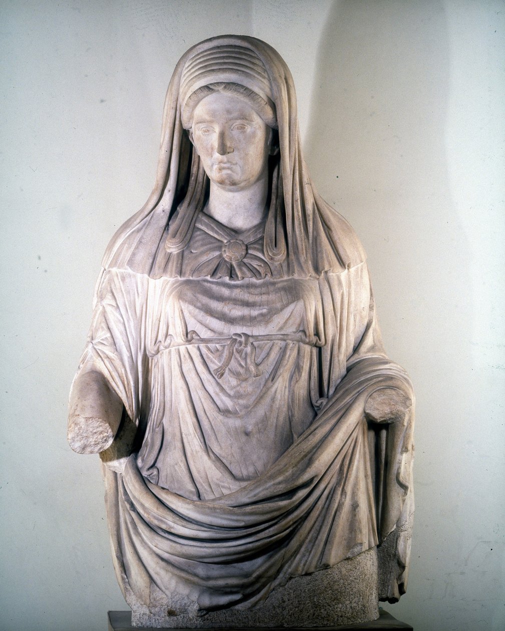 Skulptur av vestalen "" Massima ". National Roman Museum. Rom av Roman Roman