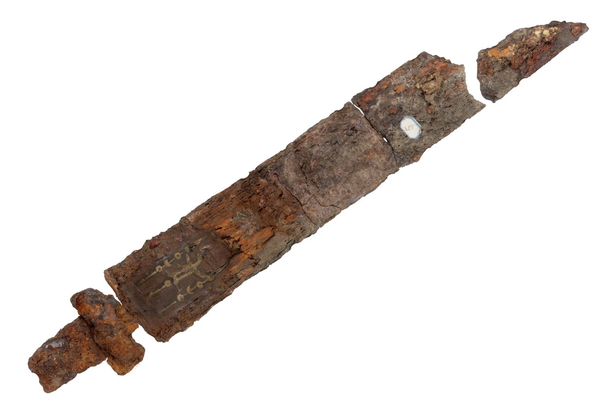Svärd, sent andra eller mycket tidigt tredje århundradet (järn) av Roman Roman