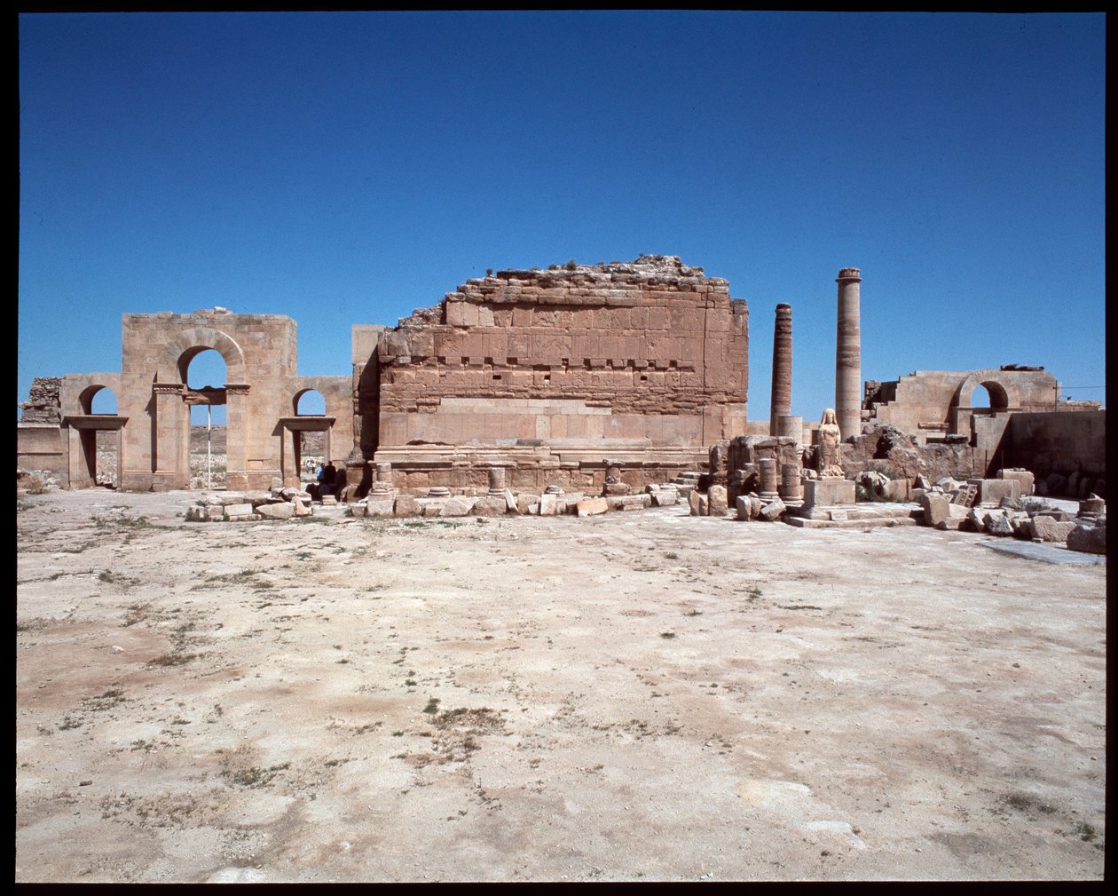 Vy över det romerska templet av Roman Roman