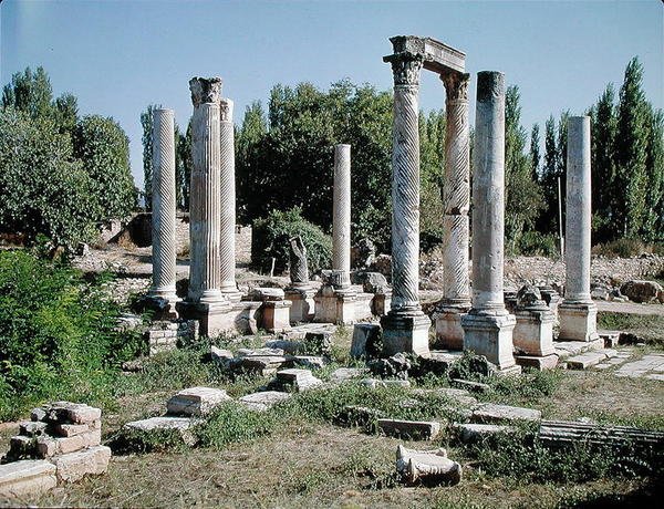 Utsikt över propylaea eller monumentala porten av Roman Roman