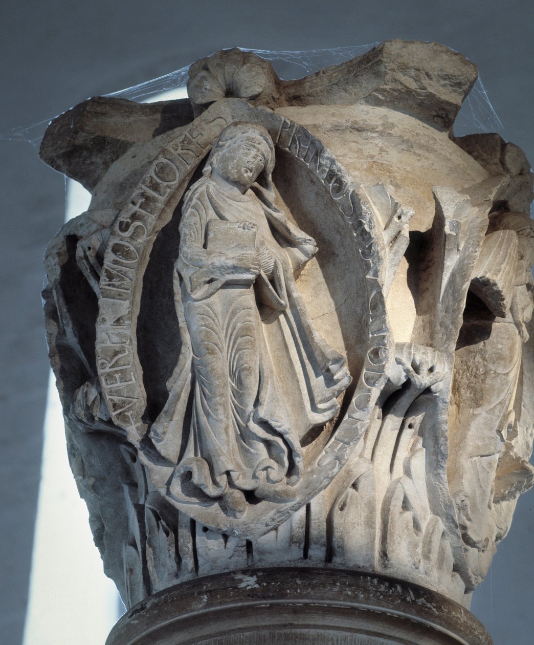 Körens huvudstad (skulptur av Romanesque