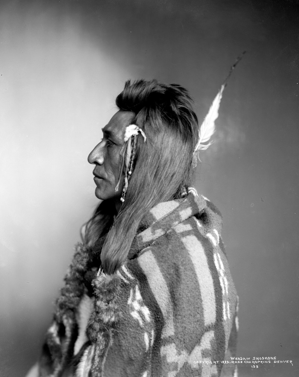 Weasaw Shoshone, ca 1899 av Rose and Hopkins Studio