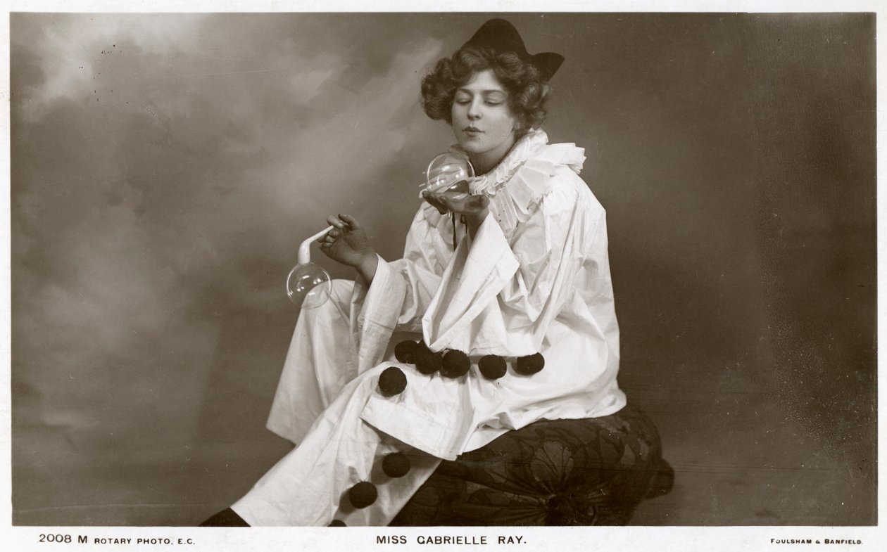 Gabrielle Ray, engelsk skådespelerska, dansare och sångerska, ca 1900-talet. av Rotary Photo