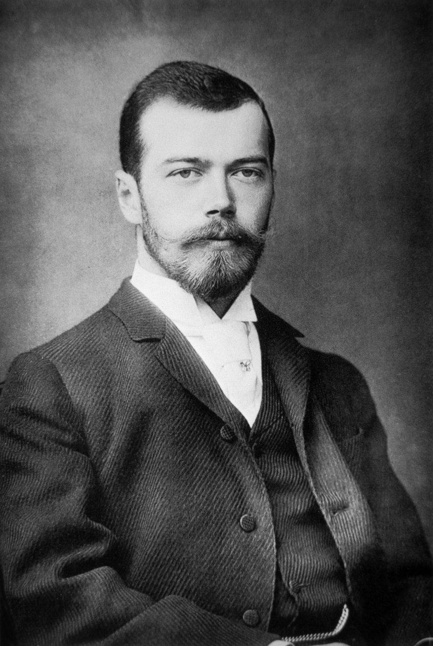 Nicholas II av Tsarevich, ca 1892 (s/v foto) av Russian Photographer