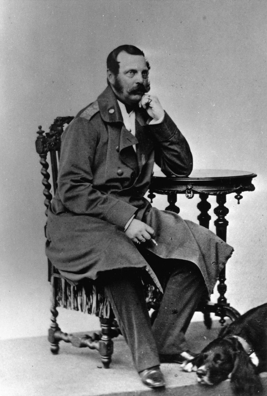 Porträtt av kejsar Alexander II av Ryssland (Alexandre II, Alexandre Nikolaievitch Romanov, Alexander II Nikolaevich) (1818-1881) av Russian Photographer