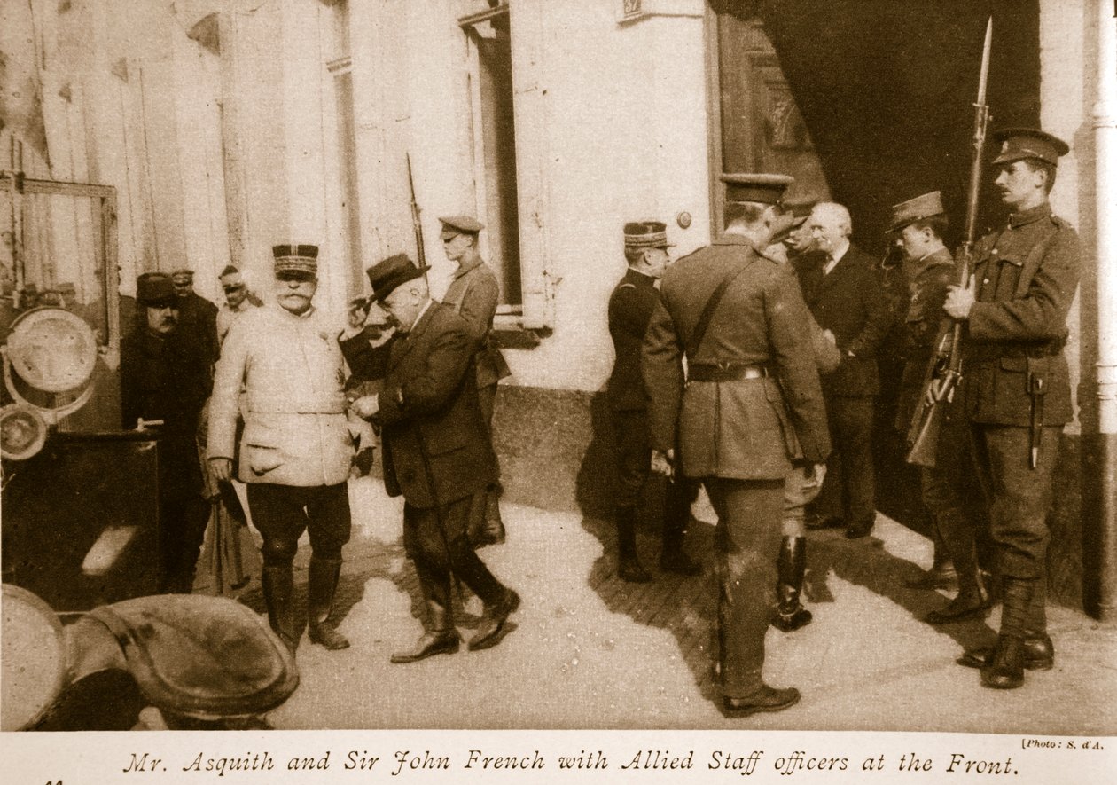 Mr. Asquith och Sir John French med allierade stabsofficerare vid fronten, 1914-19 av S. d A. Photography