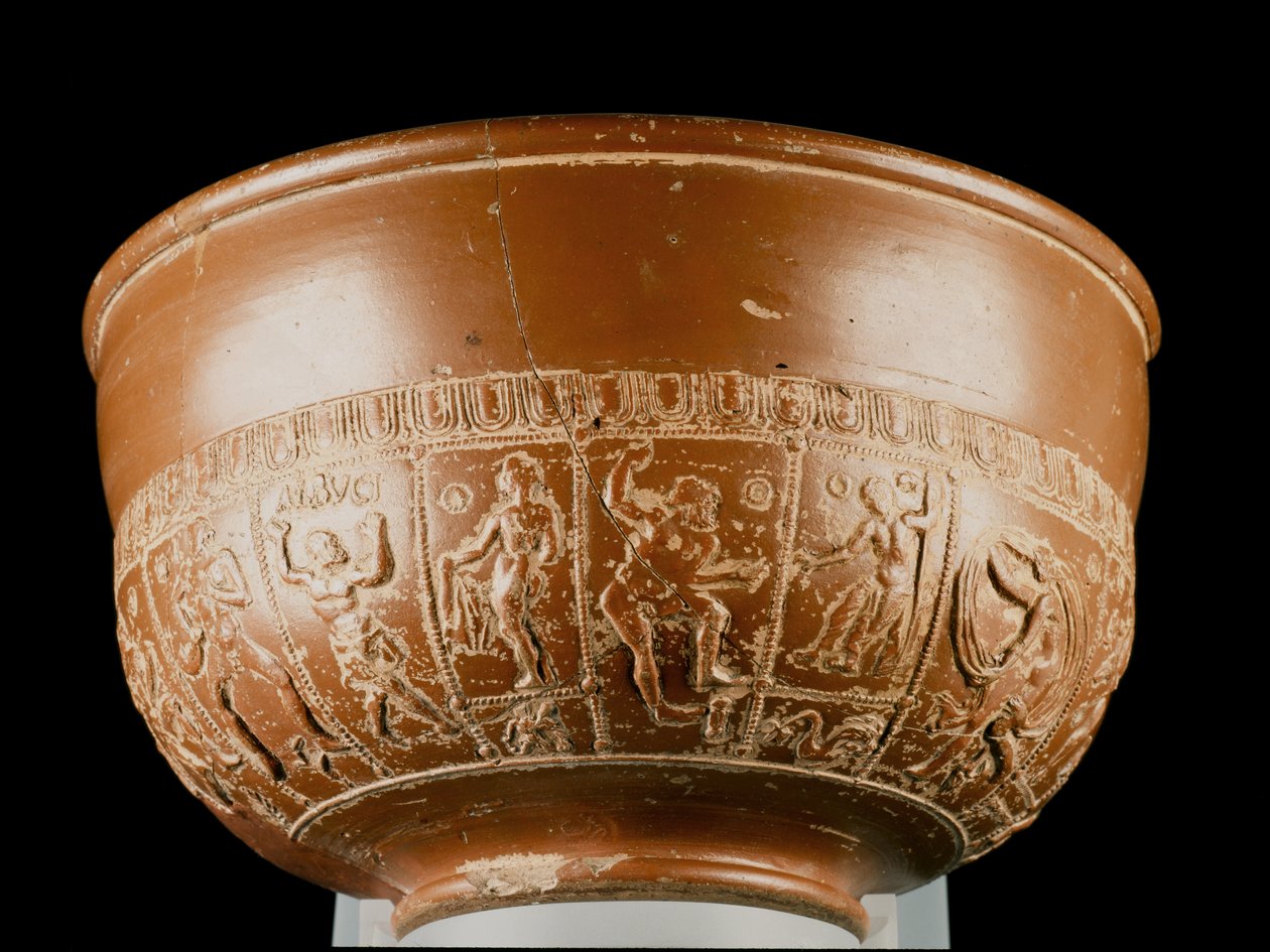 Skål föreställande Neptunus, Jupiter och en satyr, från Inveresk, Midlothian (lergods) av Samian Samian