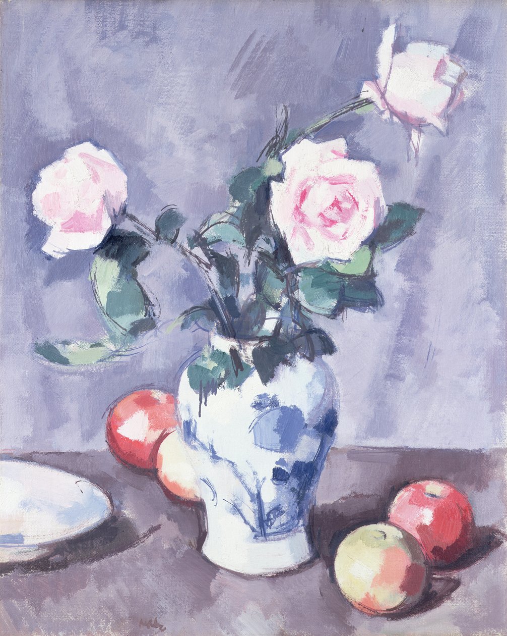 Stilleben med rosor i en blå och vit vas av Samuel John Peploe