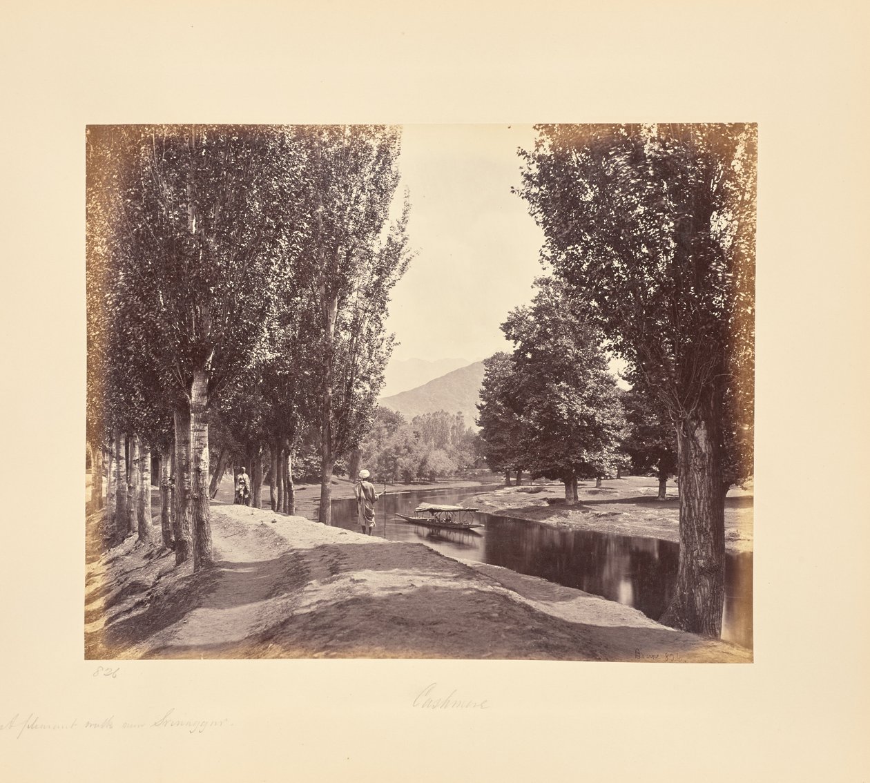 En angenäm promenad nära Srinagar av Samuel Bourne