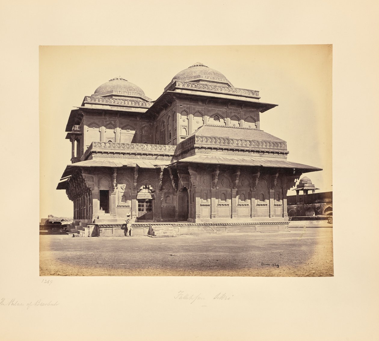 Fatehpur Sikri; Birbals palats av Samuel Bourne