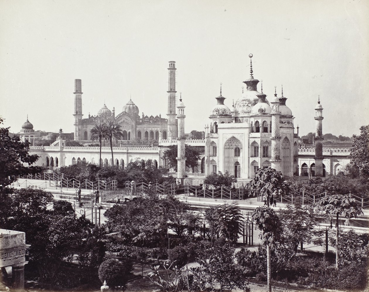 Zinat Algiyas grav i Husainabad Imambara-komplexet av Samuel Bourne