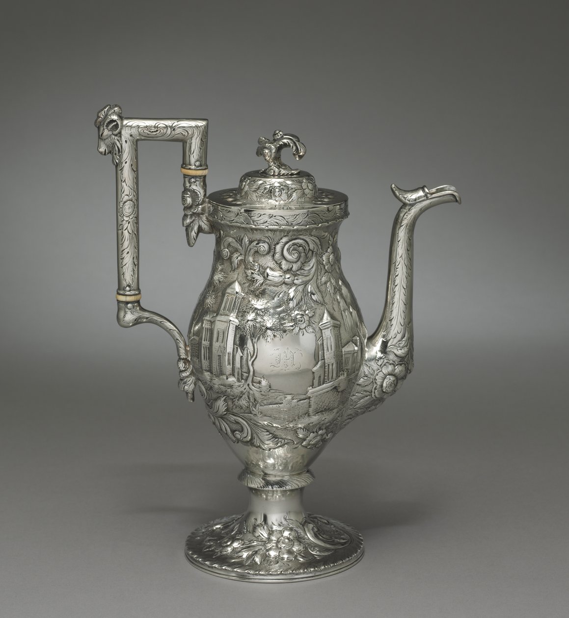 Kaffekanna i nyrokoko, ca 1840 av Samuel Kirk