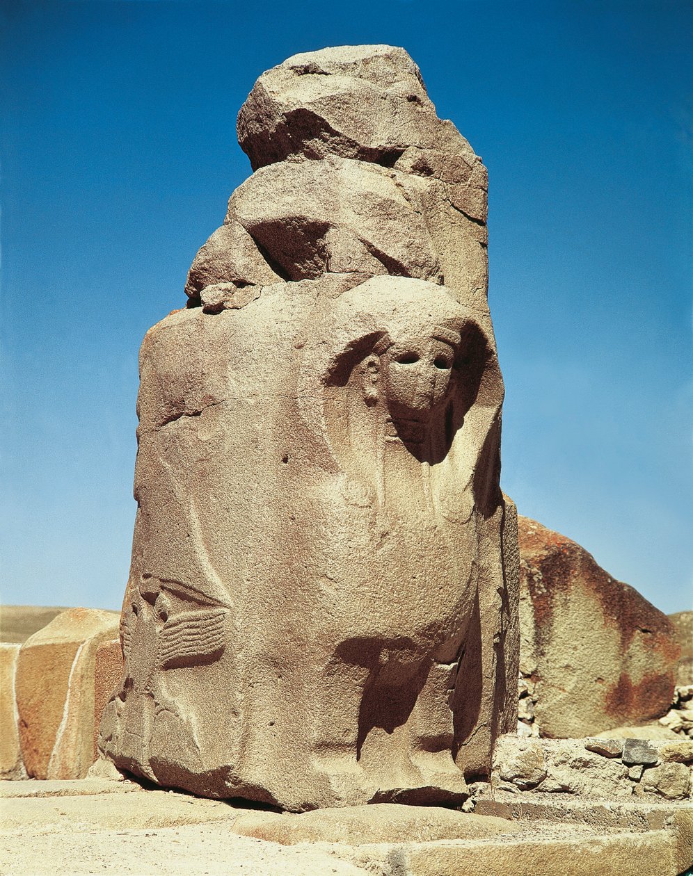 Hettitiska ruinerna av Alaca Hoyuk och sfinxernas port, Turkiet. Anatolisk civilisation av School Anatolian