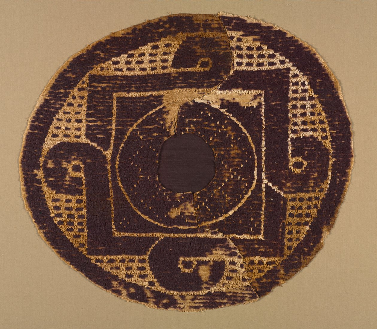 Runddel med ögla från en filt eller överdrag, 300-400-tal (vävväv med extra inslagsomslag, ofärgat linne och färgad ull) av School Byzantine