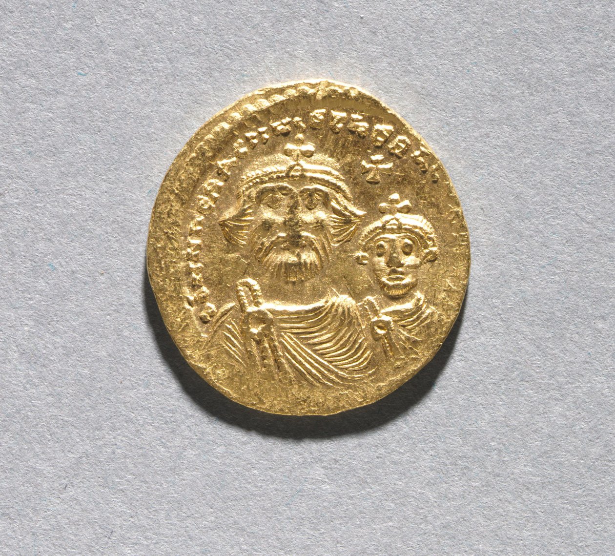 Solidus med Heraclius och hans Son Heraclius Constantine (framsidan), c.616-625 (guld) (se CVL 499741 för baksidan) av School Byzantine