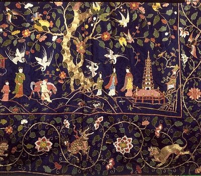 Broderade hängningar från State Bed i Calke Abbey, tidigt 1700-tal (detalj) (broderi av färgat siden och guldtråd) av School Chinese